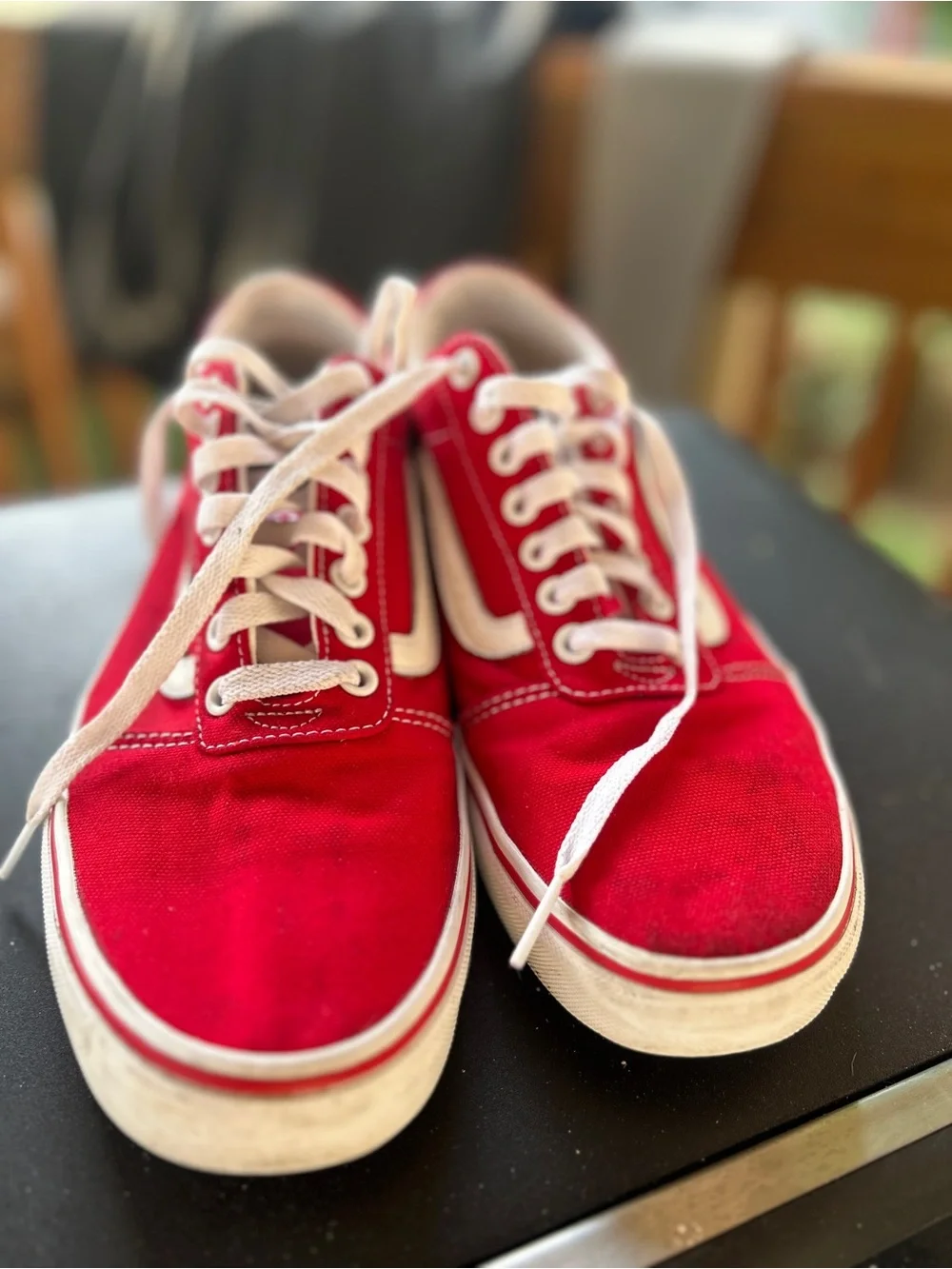 Vans White and Red Low-Top Sneakers Men’s